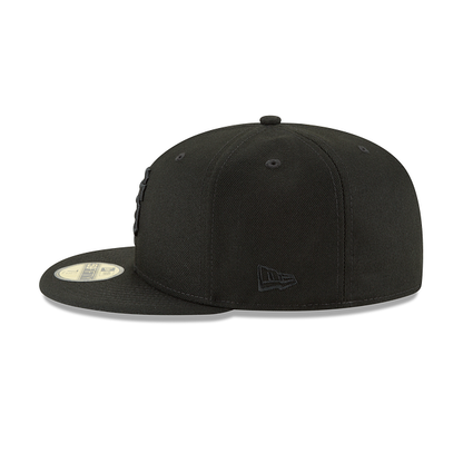 San Francisco Giants Blackout Basic 59FIFTY Fitted Hat