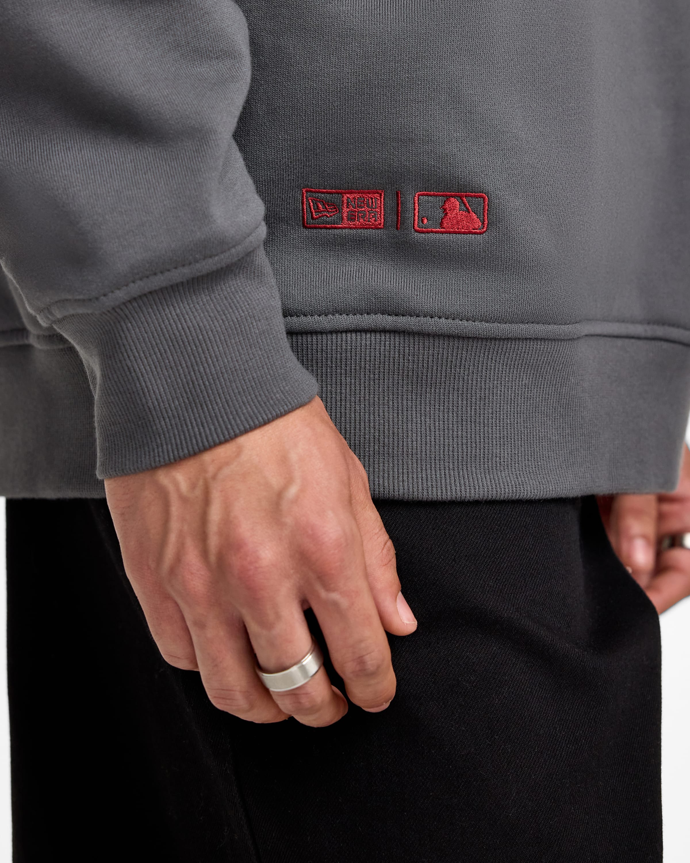 Boston Red Sox Point Logo Dark Shadow Crewneck